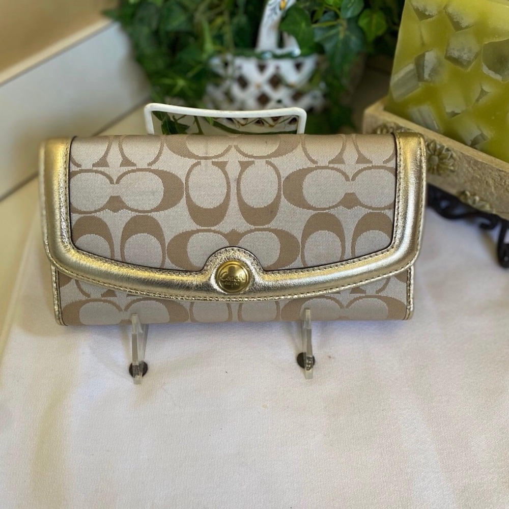 Coach Beige and Gold Wallet